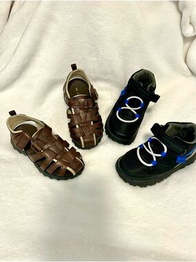 CARTER's Lot of 2 Pair of Shoes (Sandals Sz8 & Boots Sz7 (Fit Nearly The same)